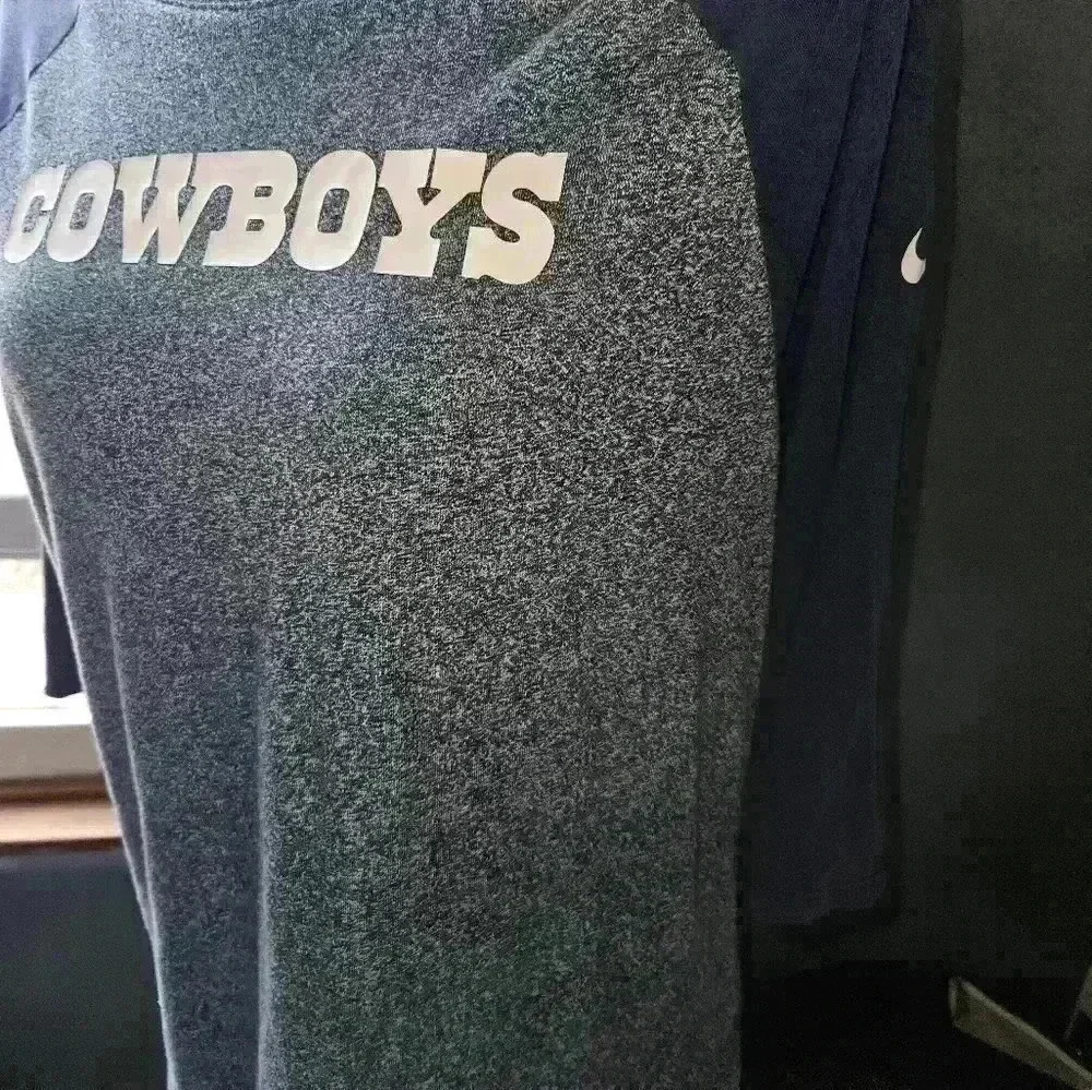 The Nike Tee Cowboys Womans Xl 3/4 Sleeve Shirt Size Xl